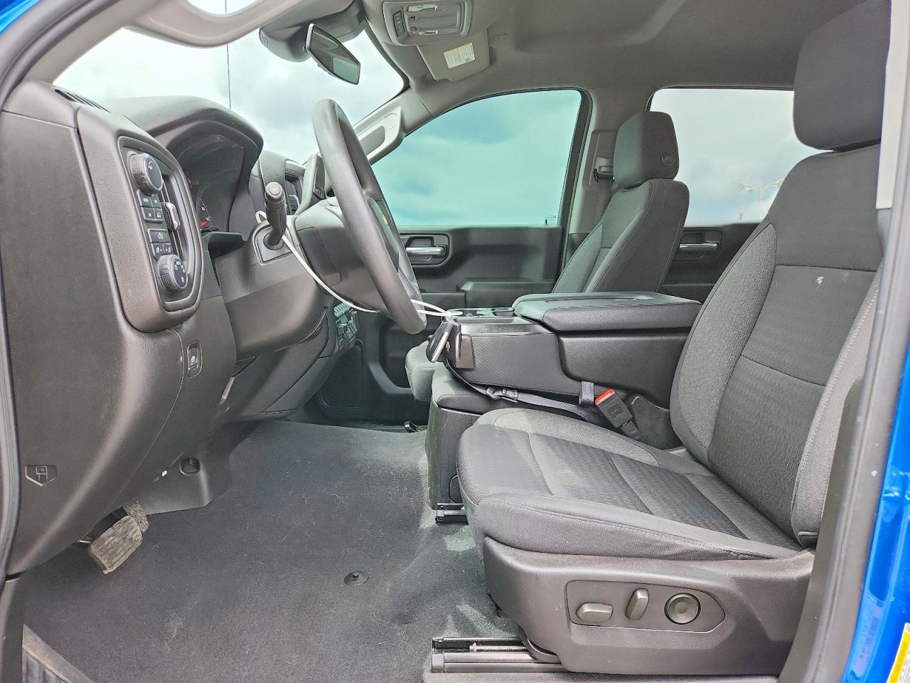 2024 Chevrolet Silverado K1500 Custom - Фото 7