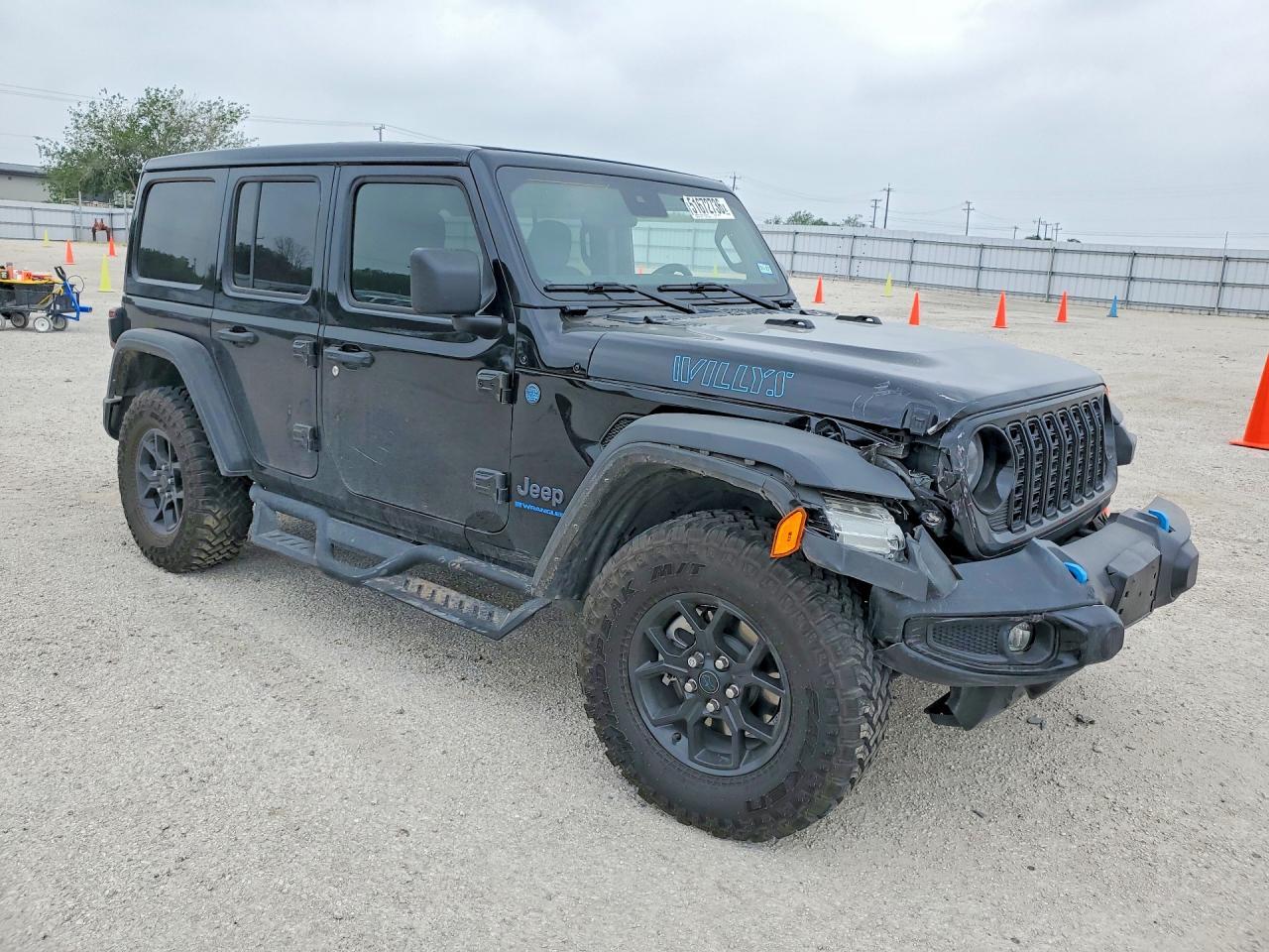 2024 Jeep Wrangler 4Xe - Image 4