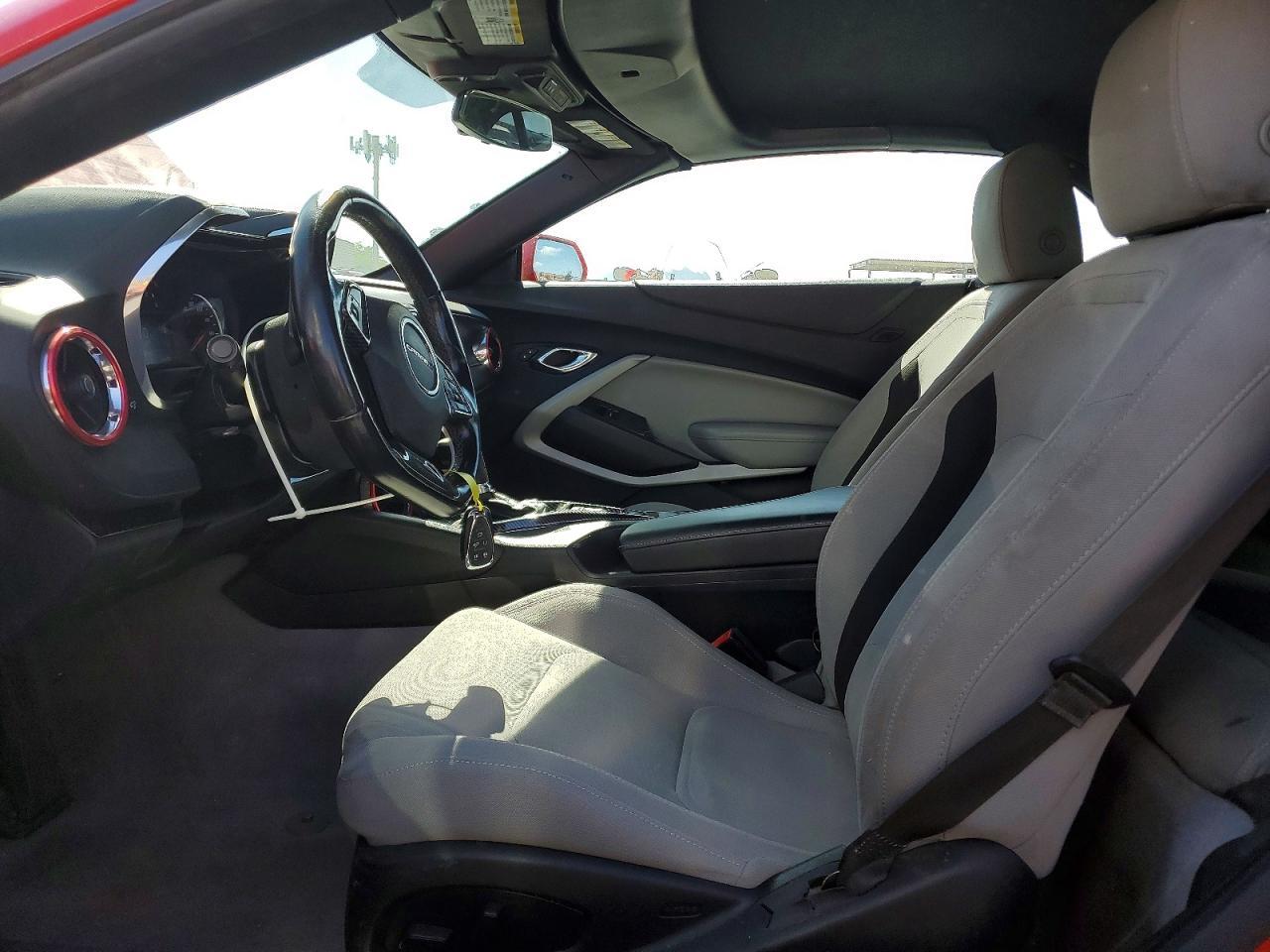 2020 Chevrolet Camaro Ls - Фото 7