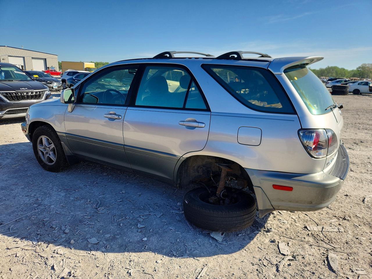 2002 Lexus Rx 300 - Фото 2