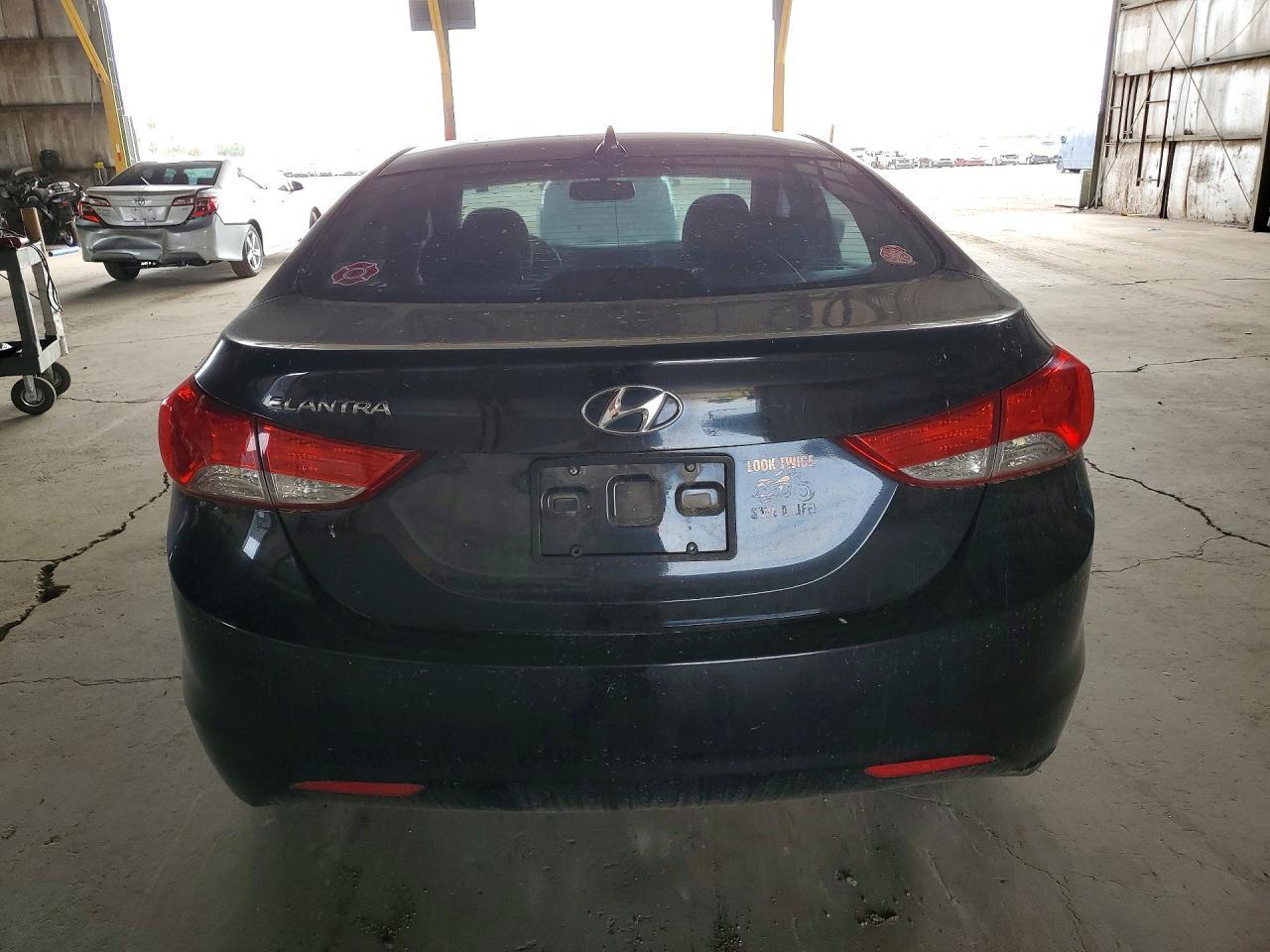 2013 Hyundai Elantra Gls - Фото 6
