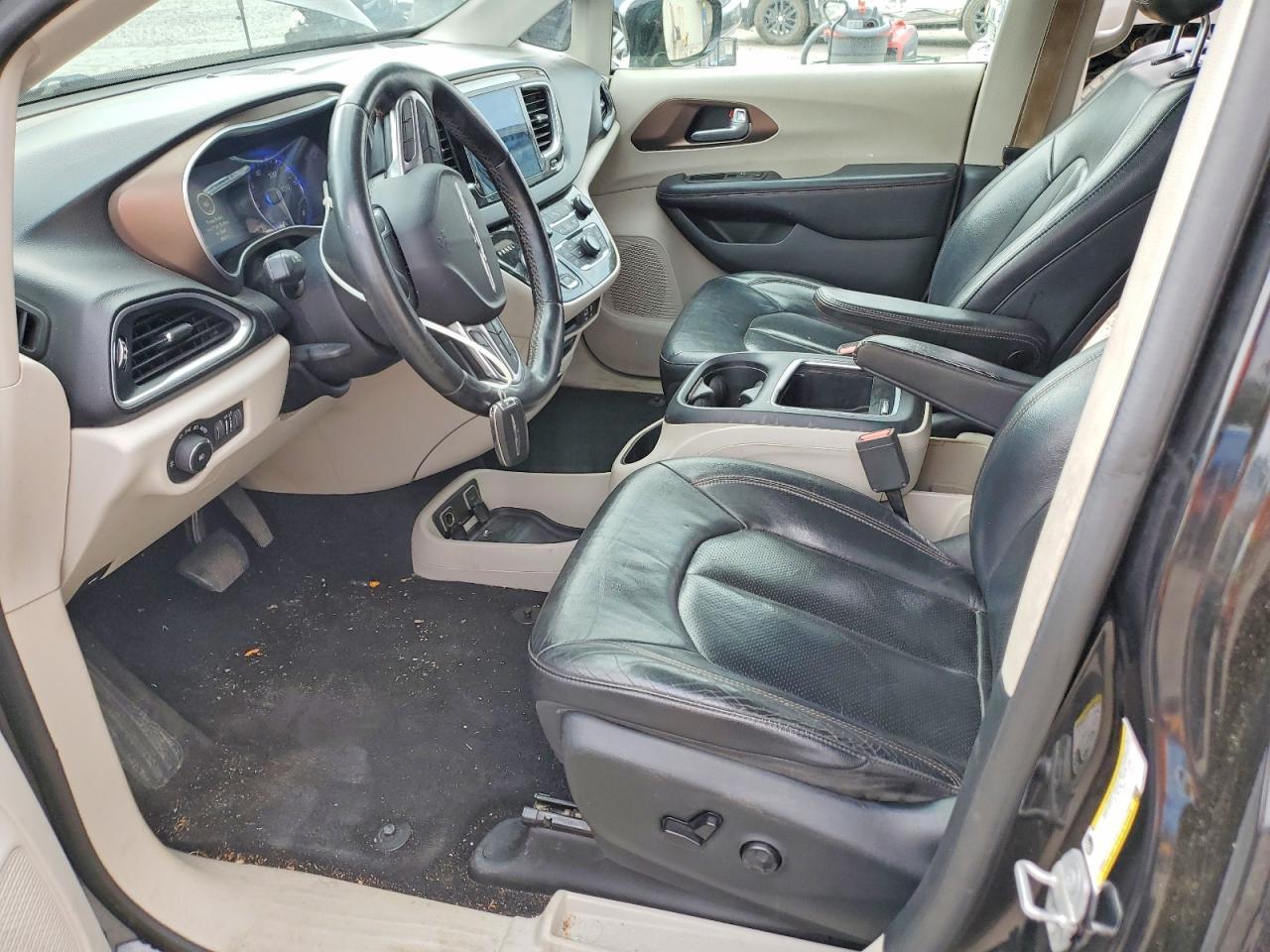 2018 Chrysler Pacifica Touring L Plus - Фото 7