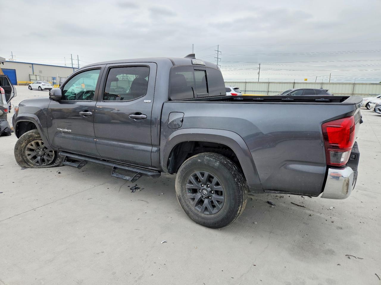 2023 Toyota Tacoma Sr5 V6 - Image 2
