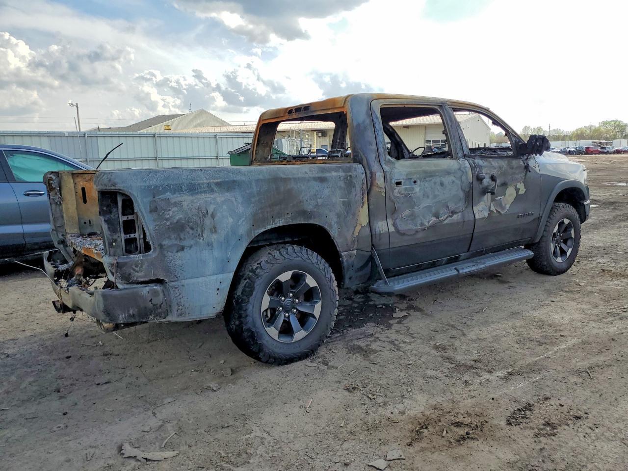 2021 Ram 1500 Rebel - Фото 3
