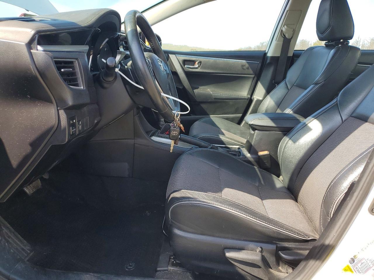 2015 Toyota Corolla S Plus - Фото 7