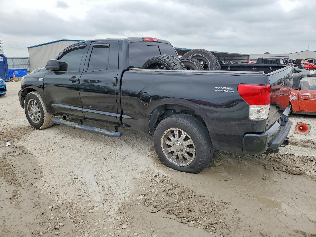 2010 Toyota Tundra Double Cab Sr5 - Фото 2