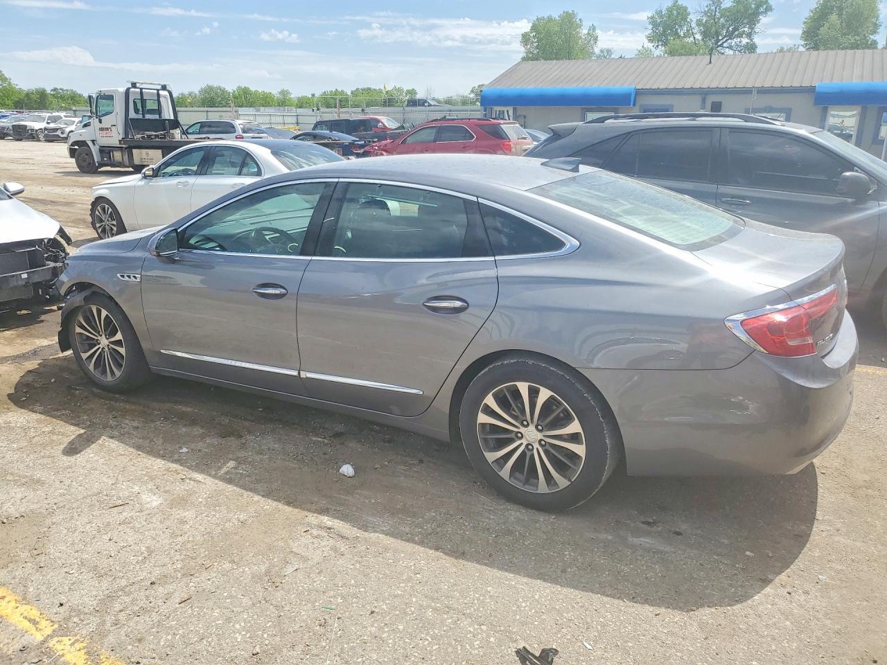 2018 Buick Lacrosse Premium - Image 2