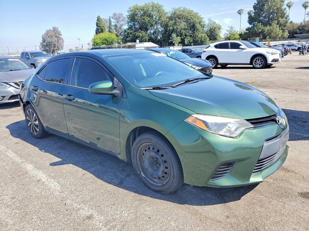2014 Toyota Corolla Le - Фото 4