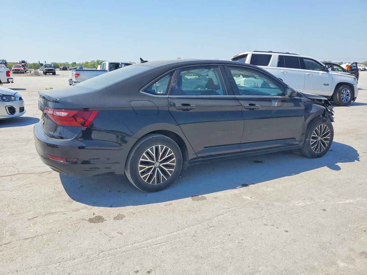 2021 Volkswagen Jetta S - Фото 3