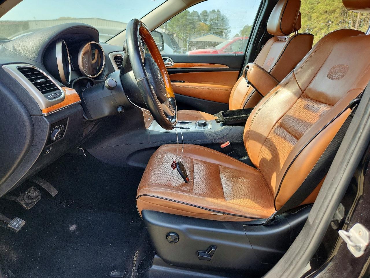 2011 Jeep Grand Cherokee Overland - Фото 7