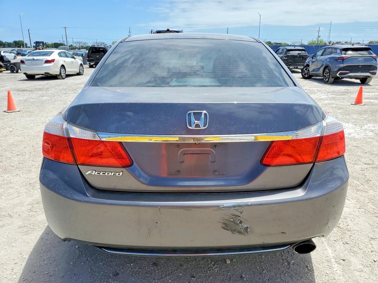 2015 Honda Accord Lx - Image 6