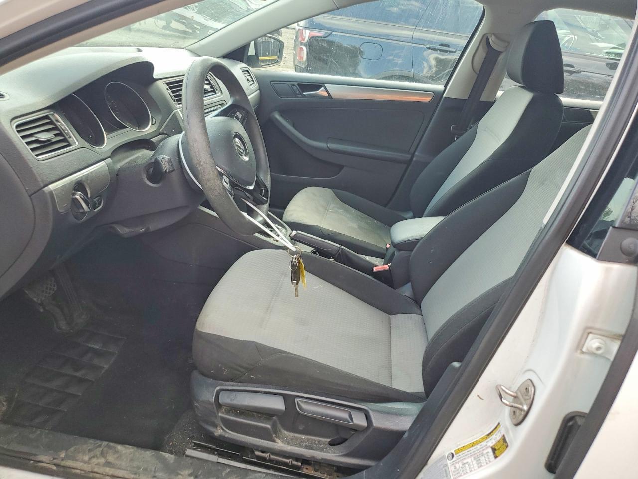 2017 Volkswagen Jetta S - Фото 7