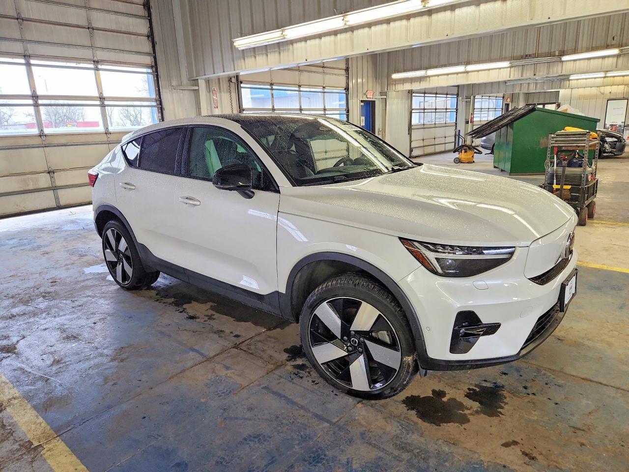 2023 Volvo C40 Recharge Ultimate - Image 4