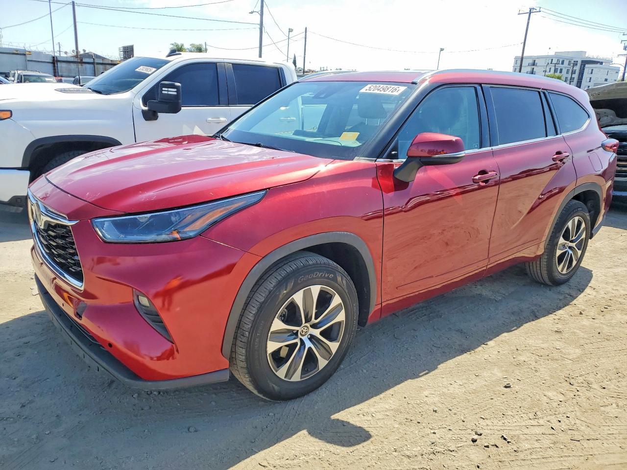 2021 Toyota Highlander Xle