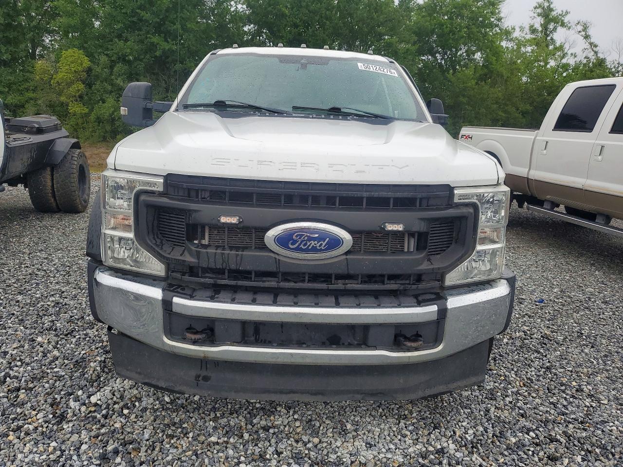 2020 Ford F550 Super Duty - Фото 4