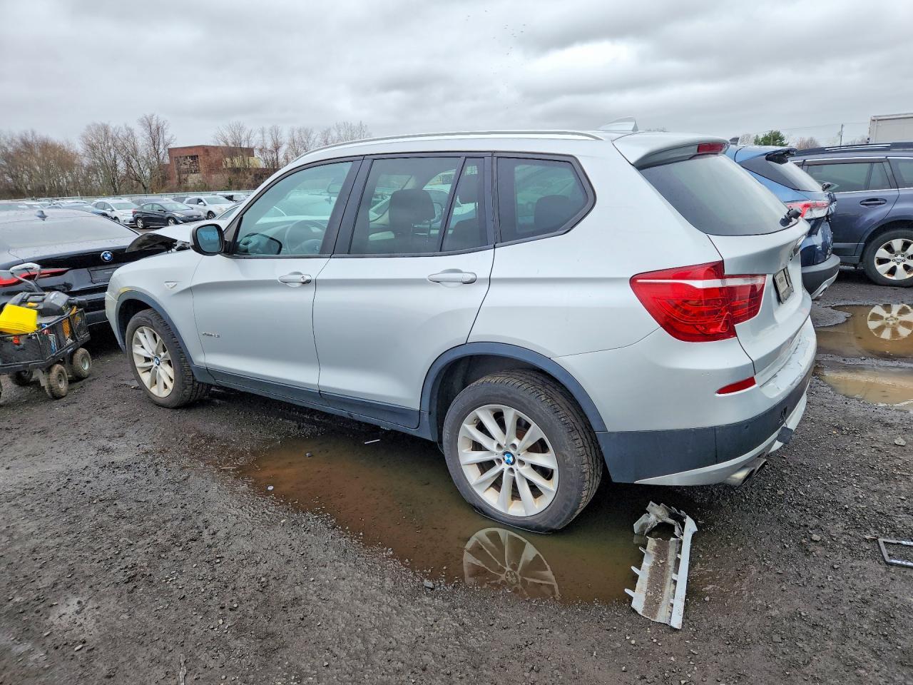 2013 BMW X3 xDrive28I - Фото 2