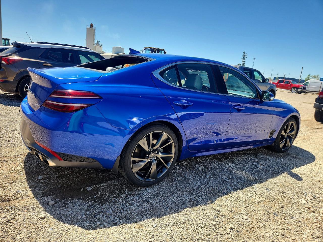 2023 Genesis G70 2.0T - Фото 3