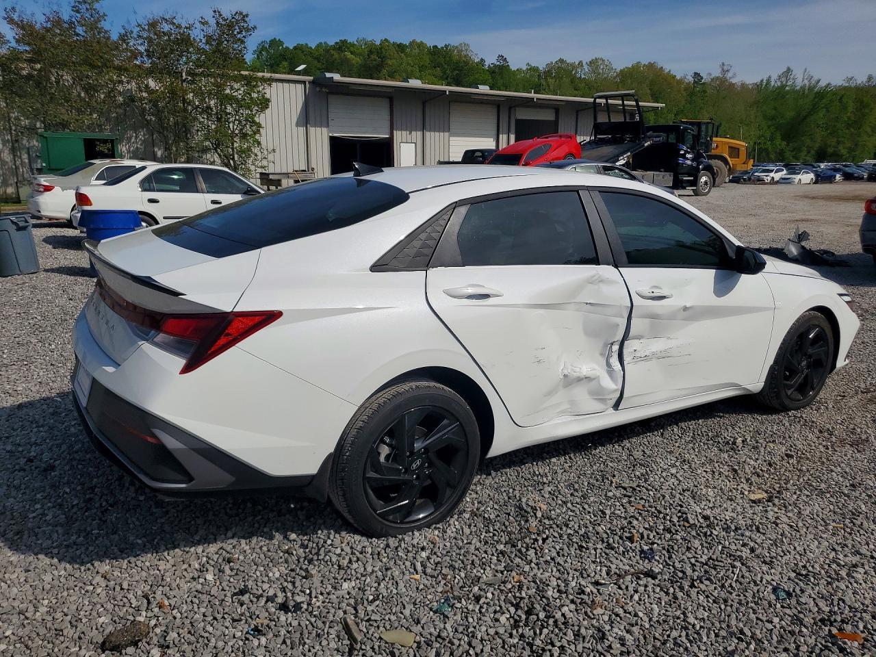 2026 Hyundai Elantra Sel Sport - Фото 3