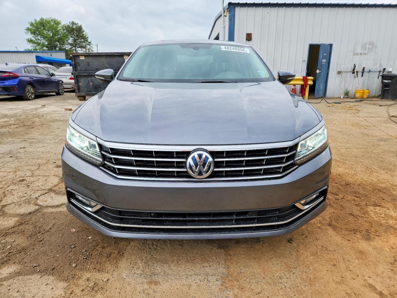 2018 Volkswagen Passat Se - Фото 5