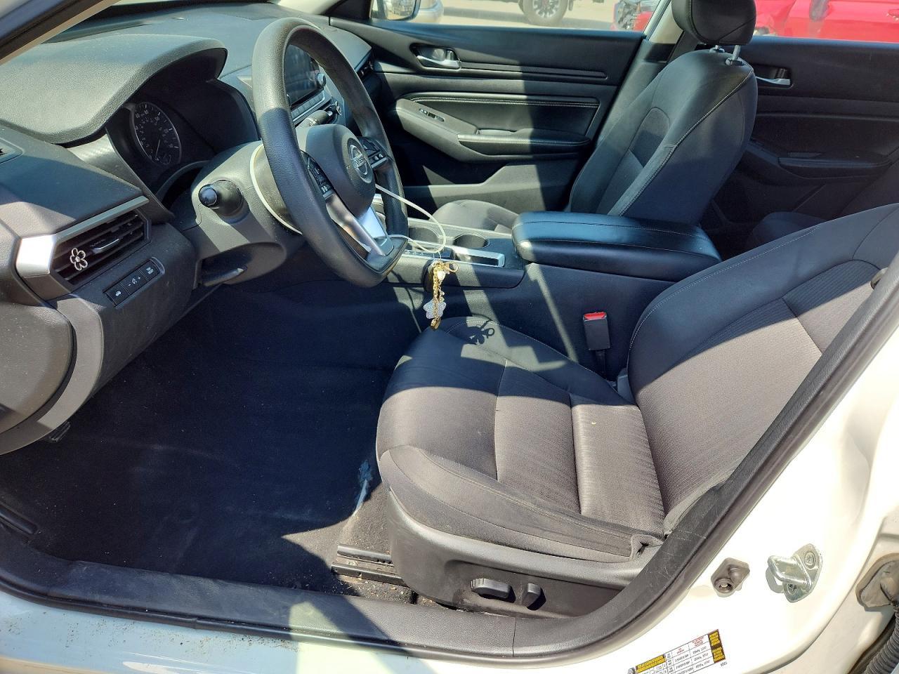 2019 Nissan Altima - Image 7