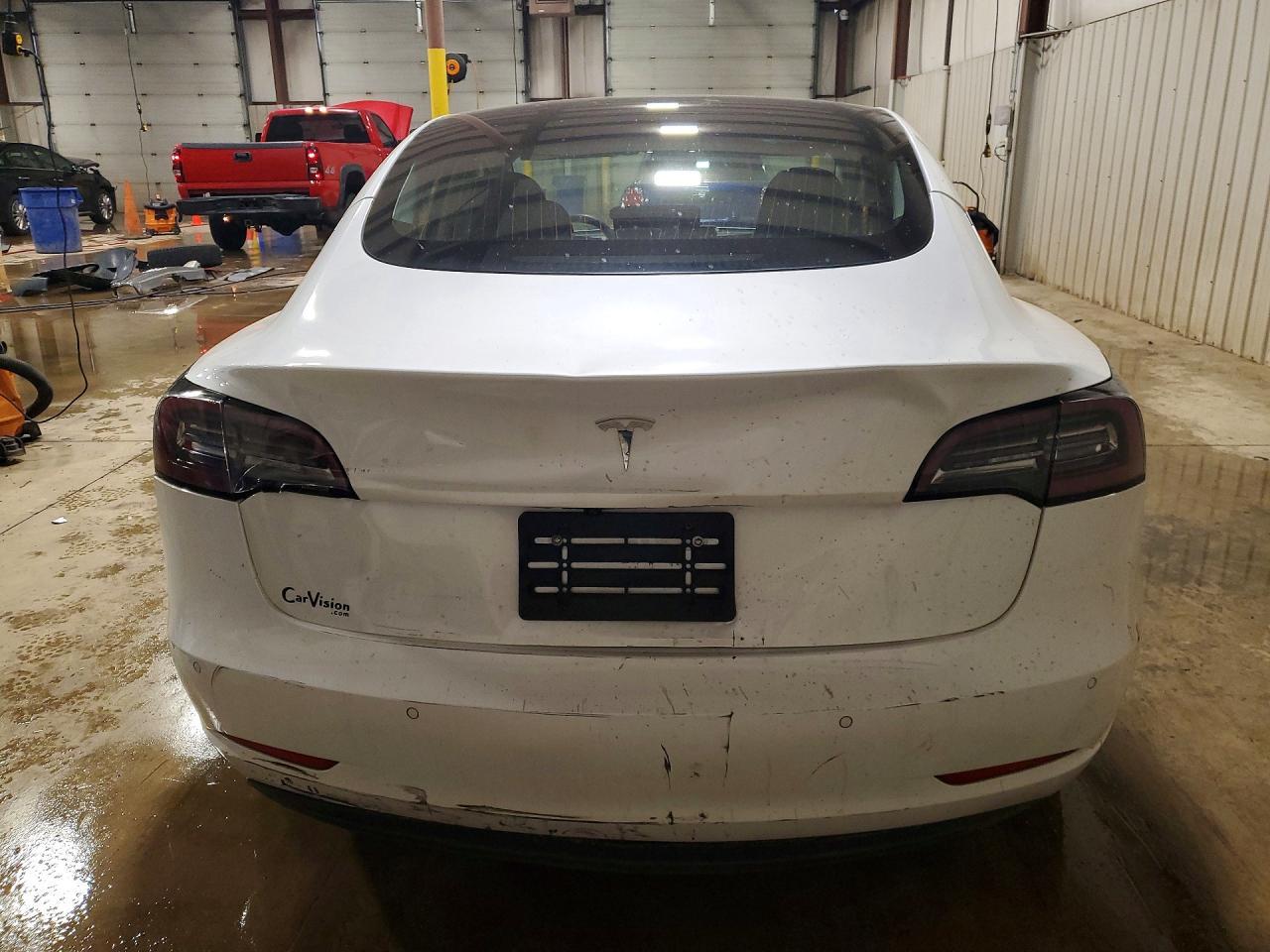 2020 Tesla Model 3 - Фото 6