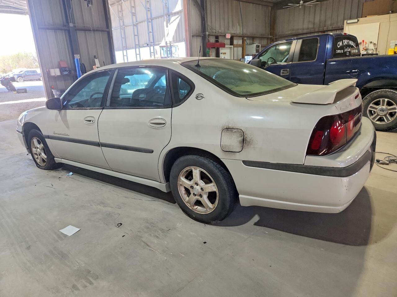 2003 Chevrolet Impala Ls - Фото 2
