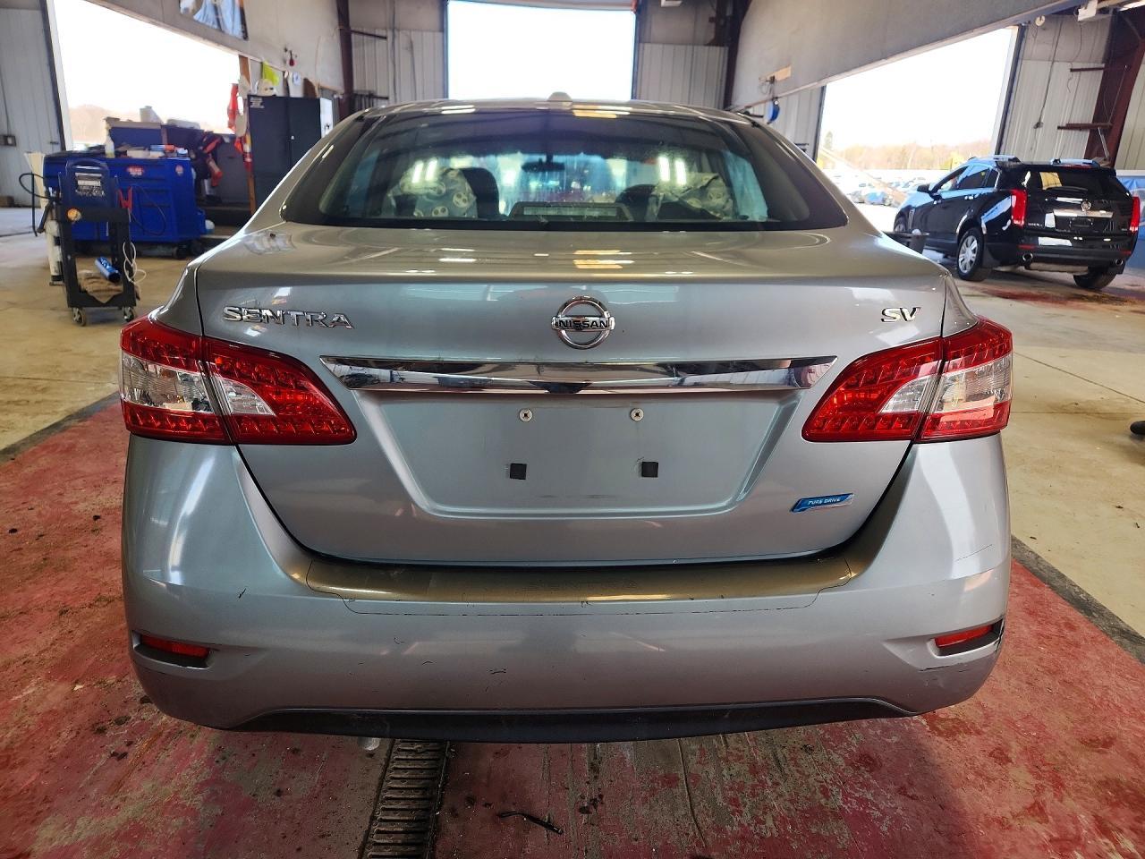 2013 Nissan Sentra S - Фото 6