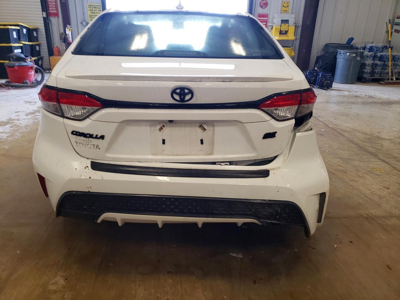 2022 Toyota Corolla Se - Image 6