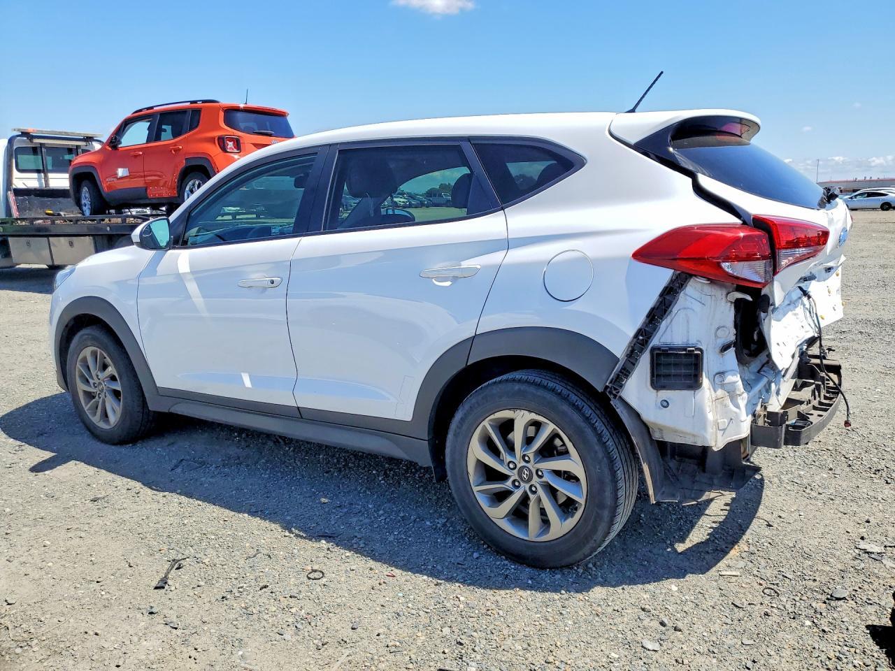 2018 Hyundai Tucson Se - Image 2