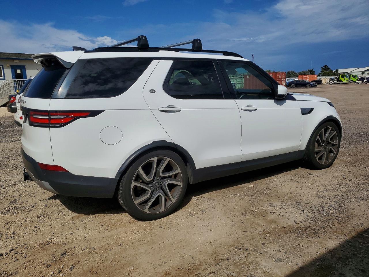 2018 Lndr Discovery Hse Luxury - Фото 3