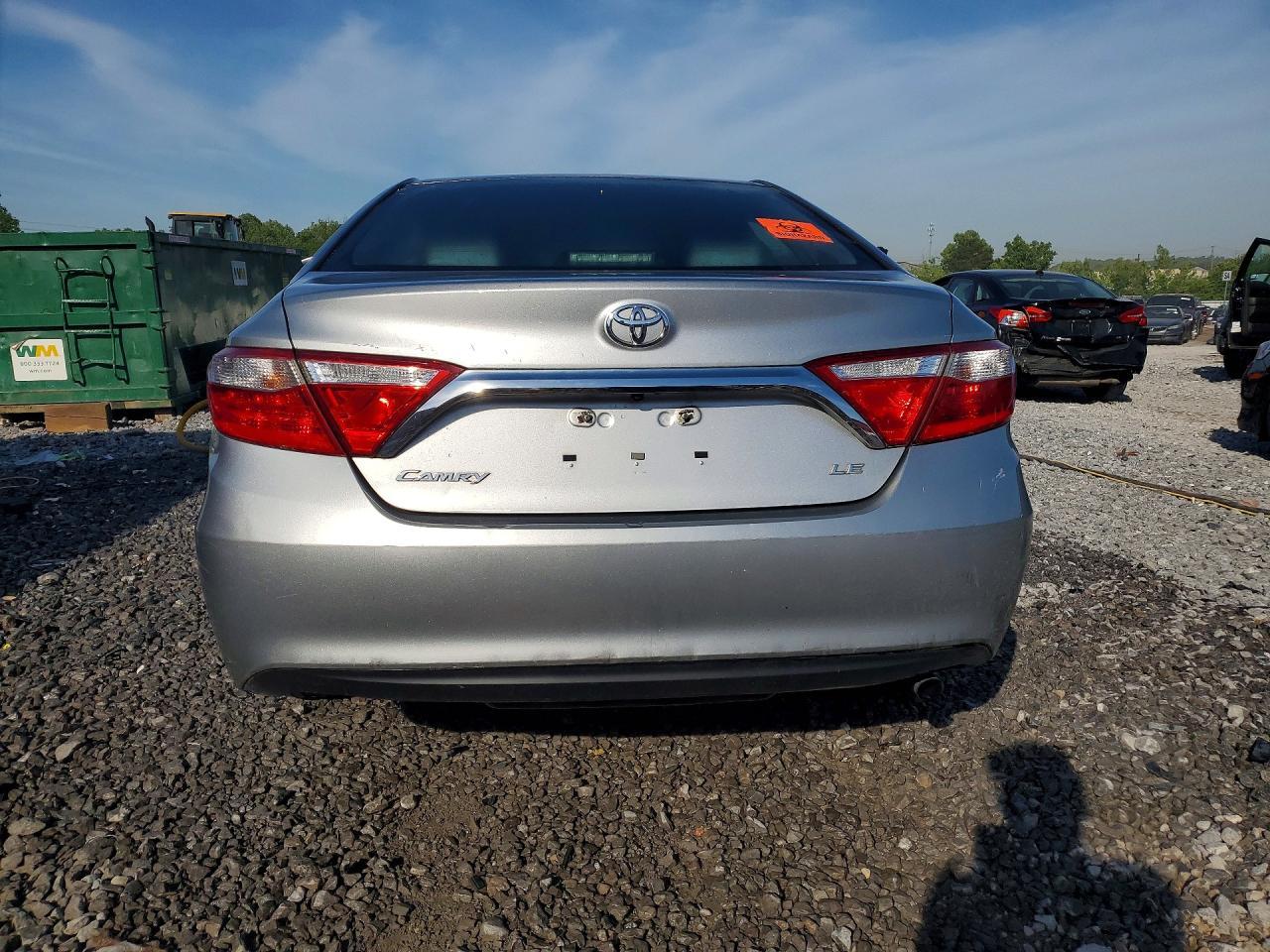2016 Toyota Camry Le - Image 6