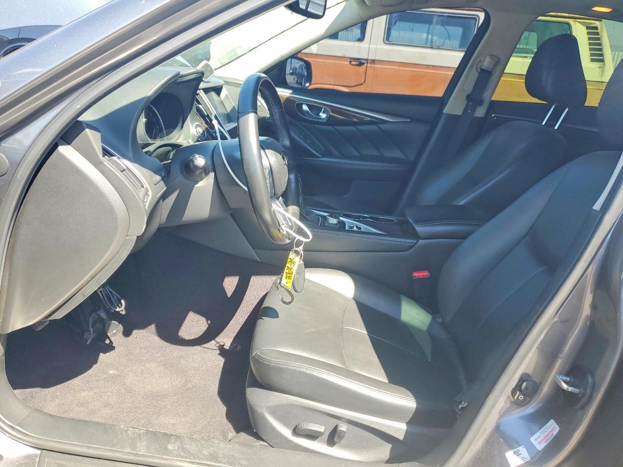 2018 Infiniti Q50 3.0T Luxe - Фото 7