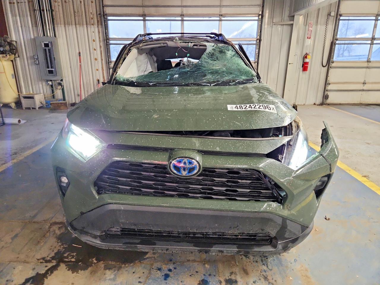 2024 Toyota Rav4 Hybrid Woodland Edition - Image 5