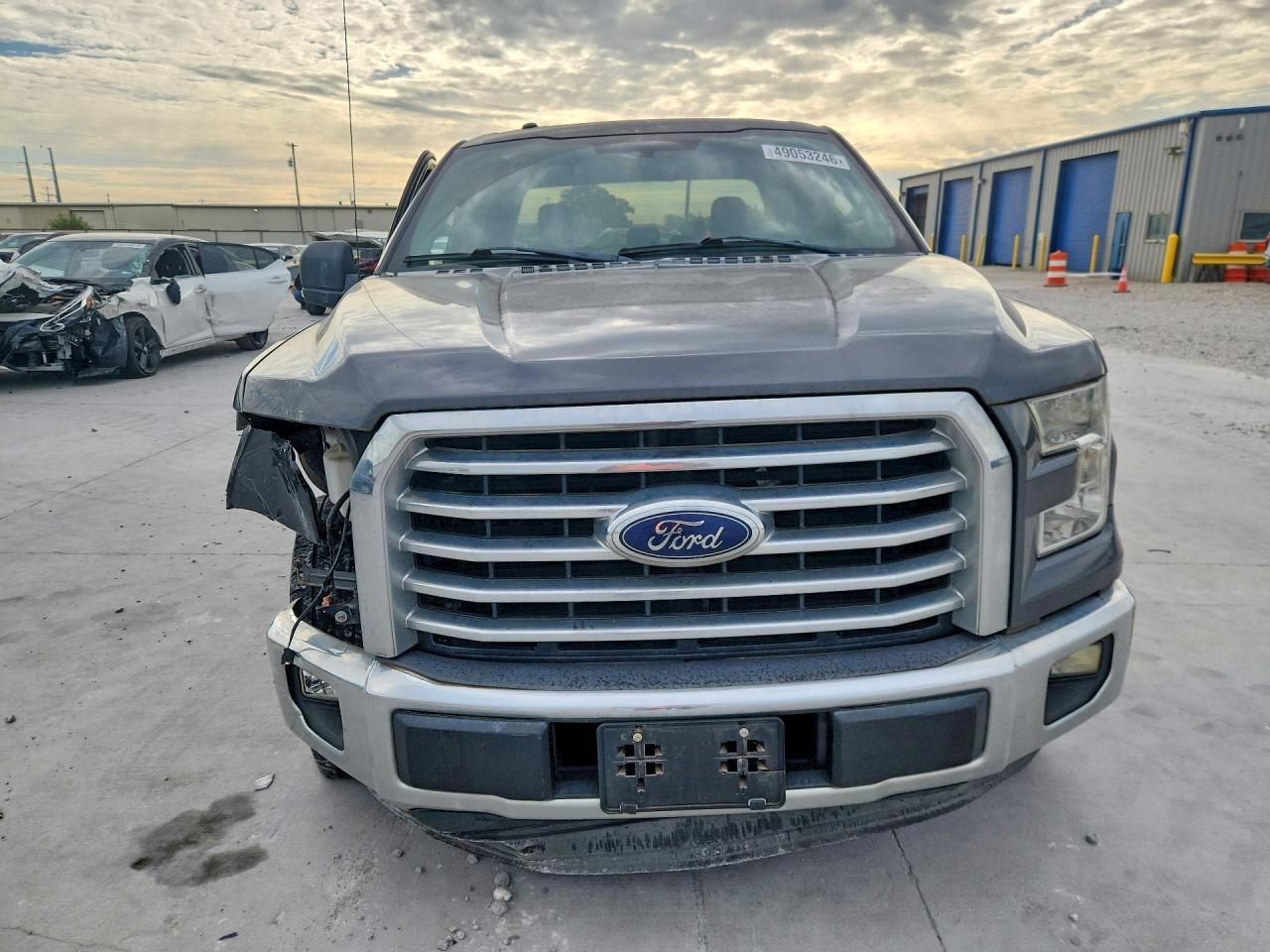 2015 Ford F150 Super Cab - Фото 5