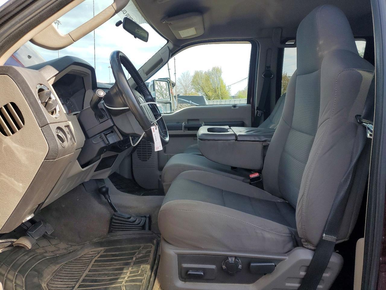 2010 Ford F250 Super Duty - Фото 7