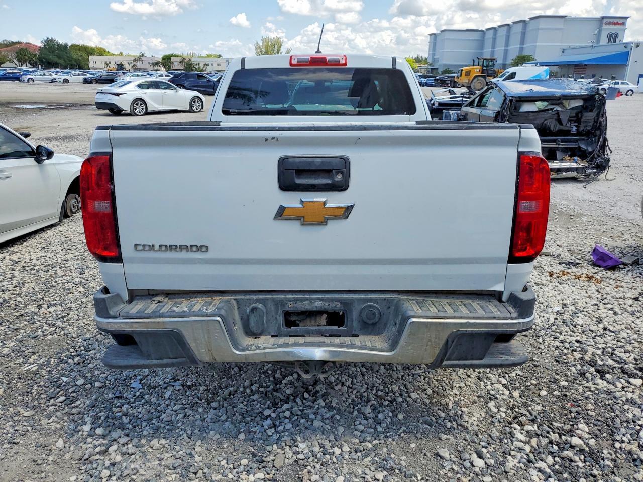 2018 Chev Colorado - Image 6