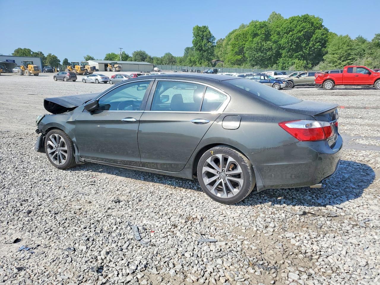 2013 Honda Accord Sport - Image 2
