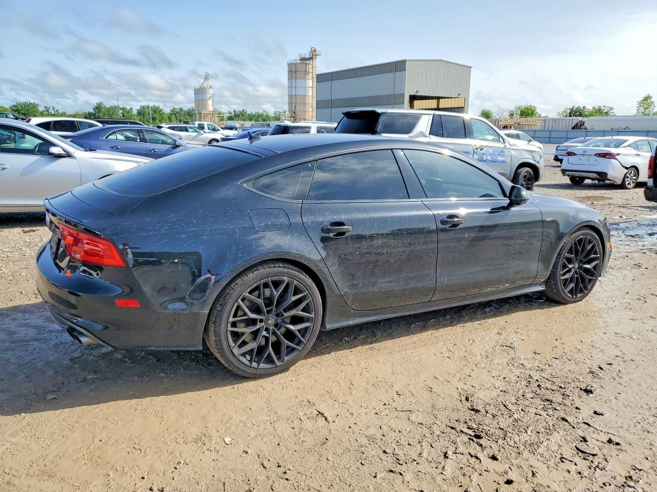 2015 Audi S7 Premium - Image 3