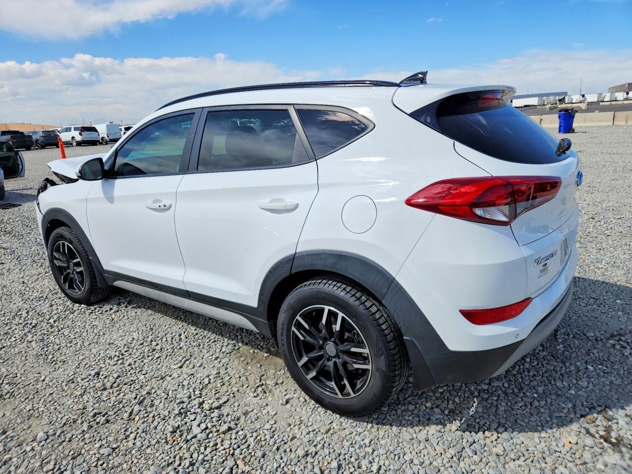 2018 Hyundai Tucson Value - Фото 2