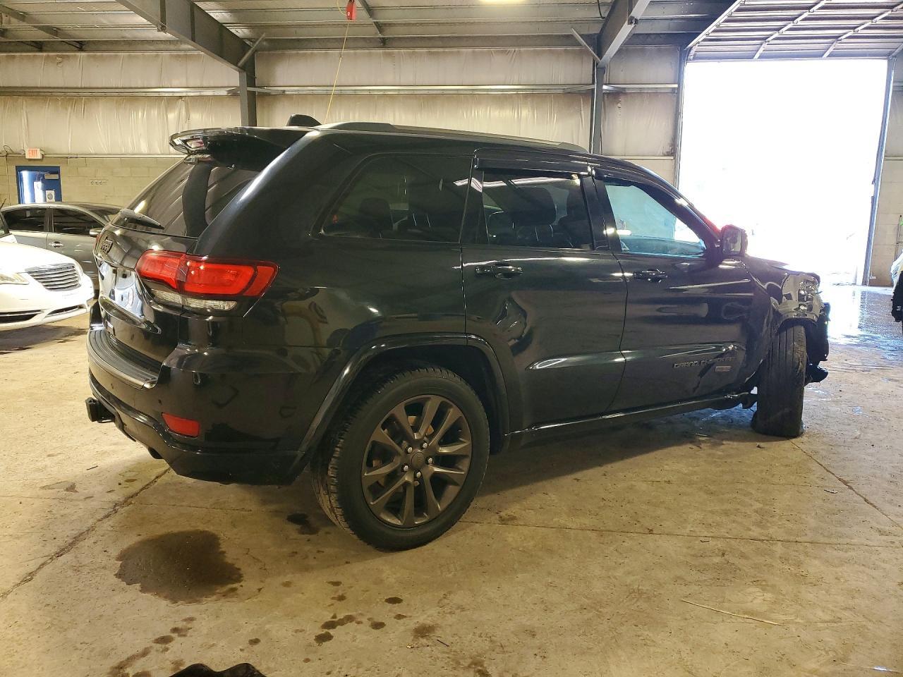 2016 Jeep Grand Cherokee Limited - Фото 3