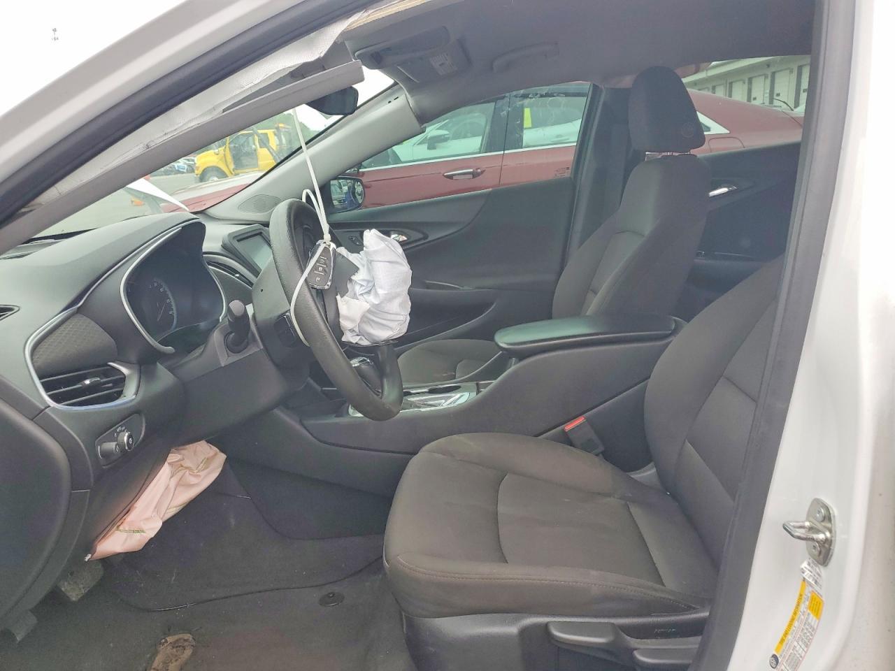 2018 Chevrolet Malibu Ls - Фото 7