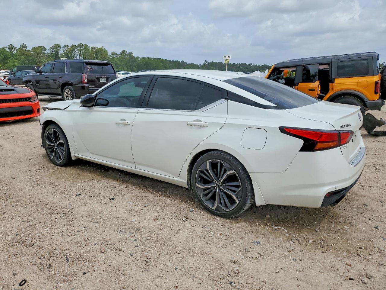 2023 Nissan Altima 2.5 Sr - Фото 2
