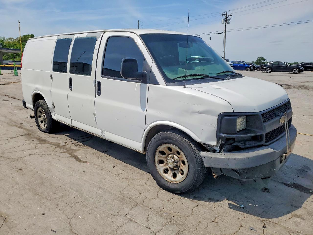 2013 Chevrolet Express G1500 - Image 4