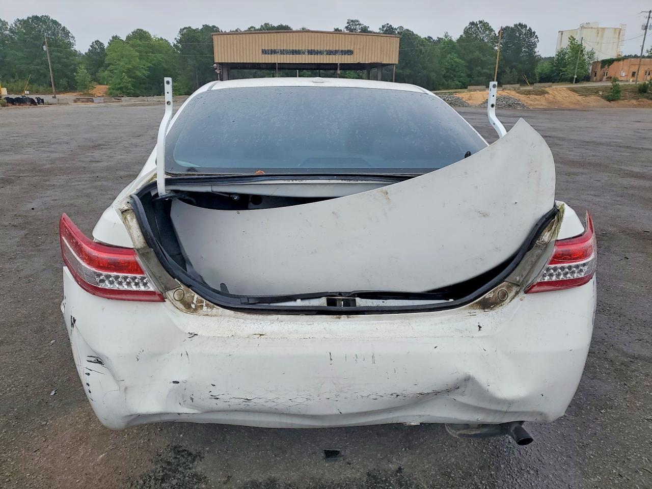 2011 Toyota Camry Base - Фото 6