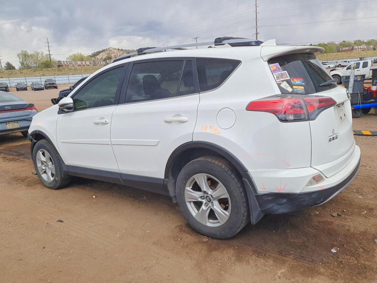 2018 Toyota Rav4 Xle - Image 2