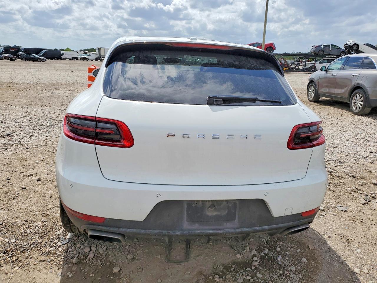 2017 Porsche Macan - Фото 6