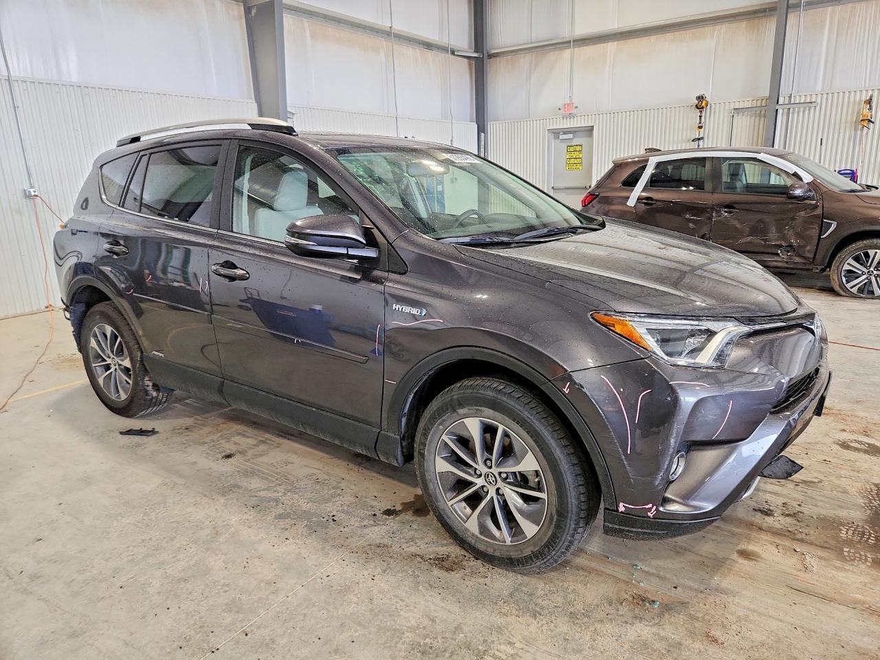 2016 Toyota Rav4 Hv Xle - Фото 4