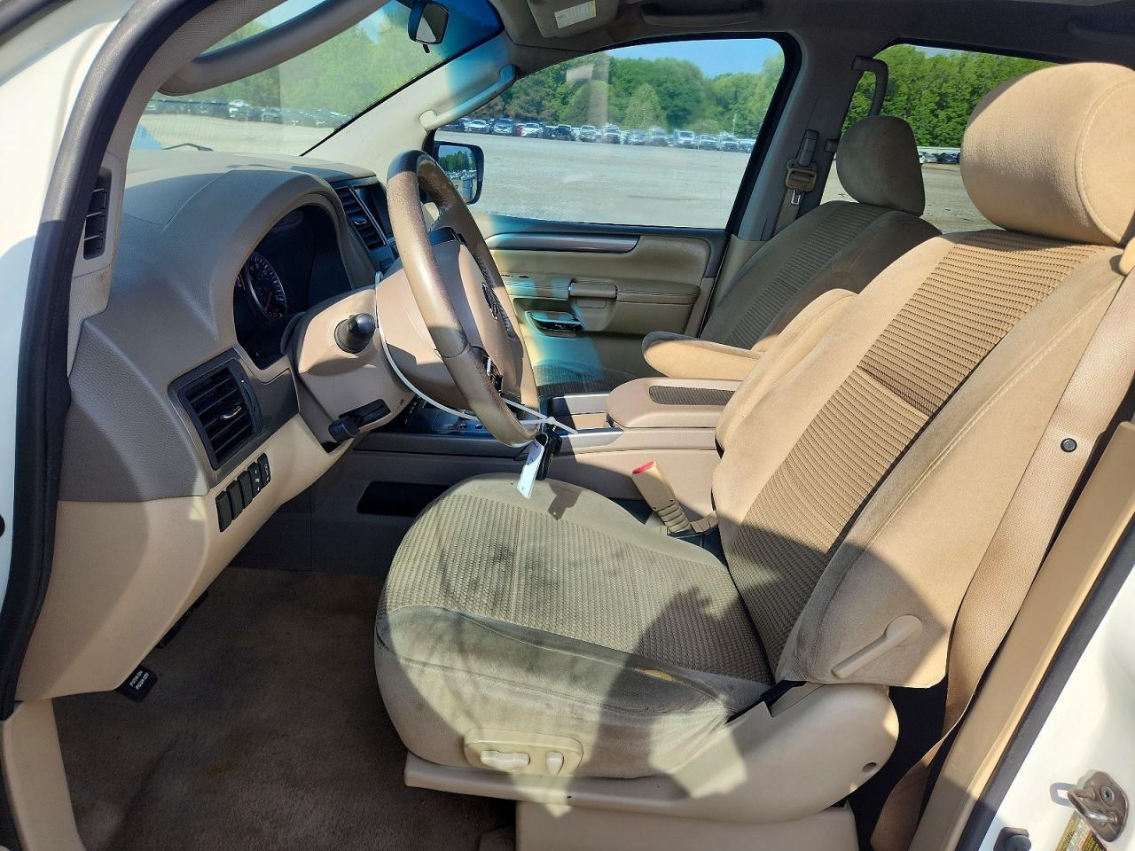 2010 Nissan Armada Se - Image 7