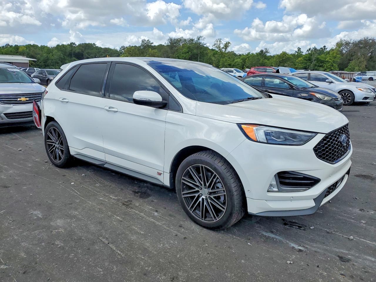 2022 Ford Edge St - Image 4