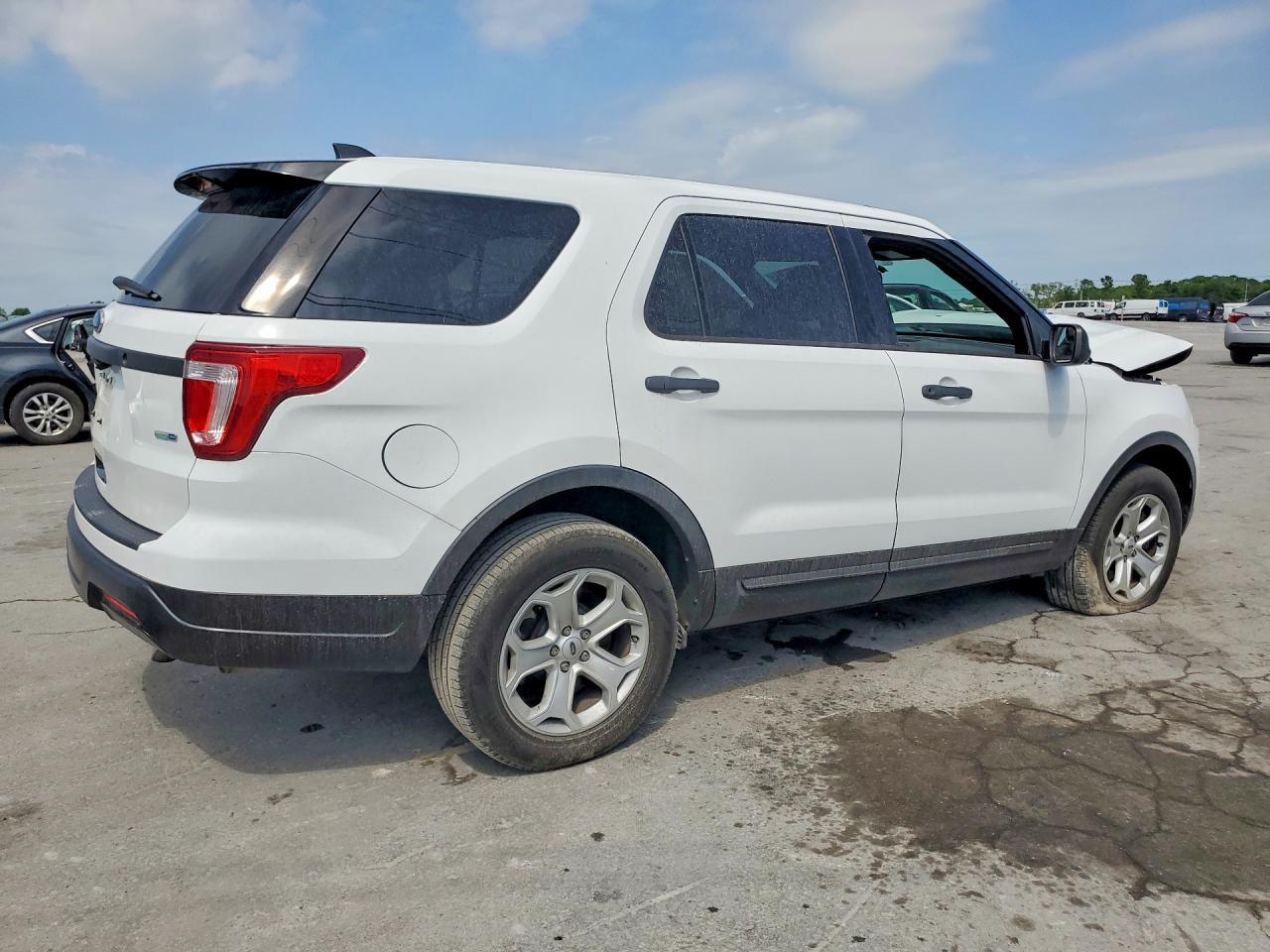 2018 Ford Explorer Police Interceptor - Фото 3